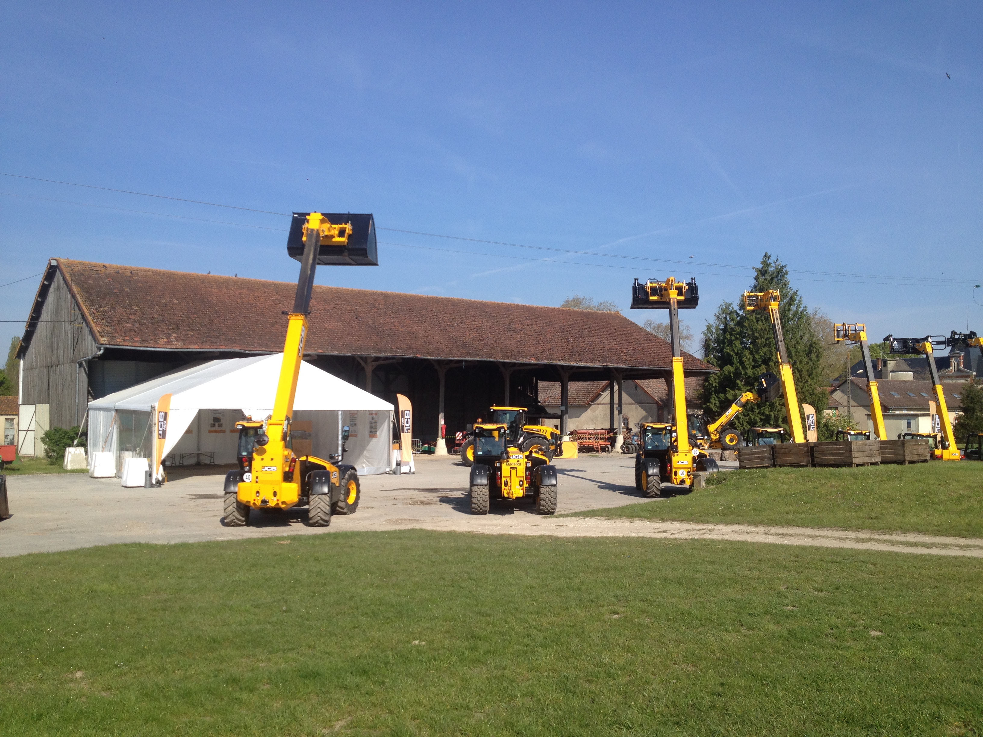 Présentation de la nouvelle gamme de télescopiques JCB